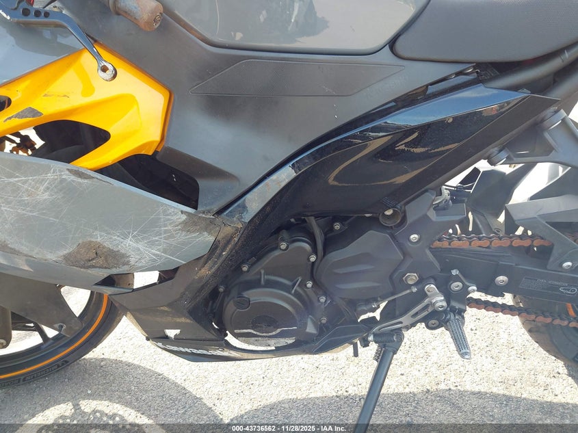 2018 Kawasaki Ex400 VIN: JKAEXKG18JDA02078 Lot: 43736562