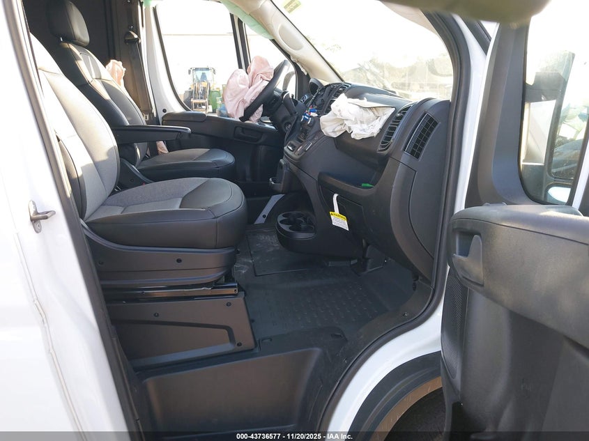 3C6MRVHG6SE552688 2025 RAM PROMASTER CITY photo no. 5