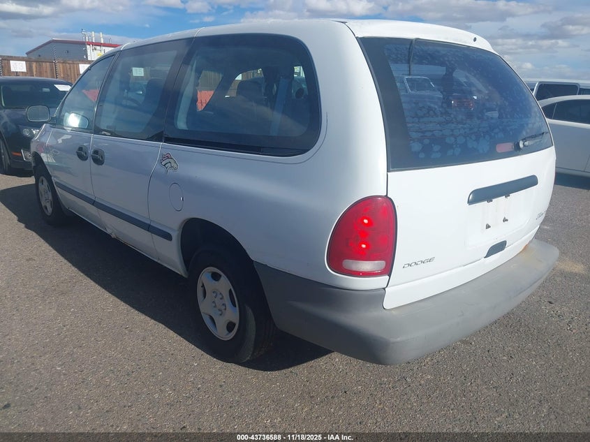 2B4GP24G8XR145930 1999 DODGE CARAVAN photo no. 3