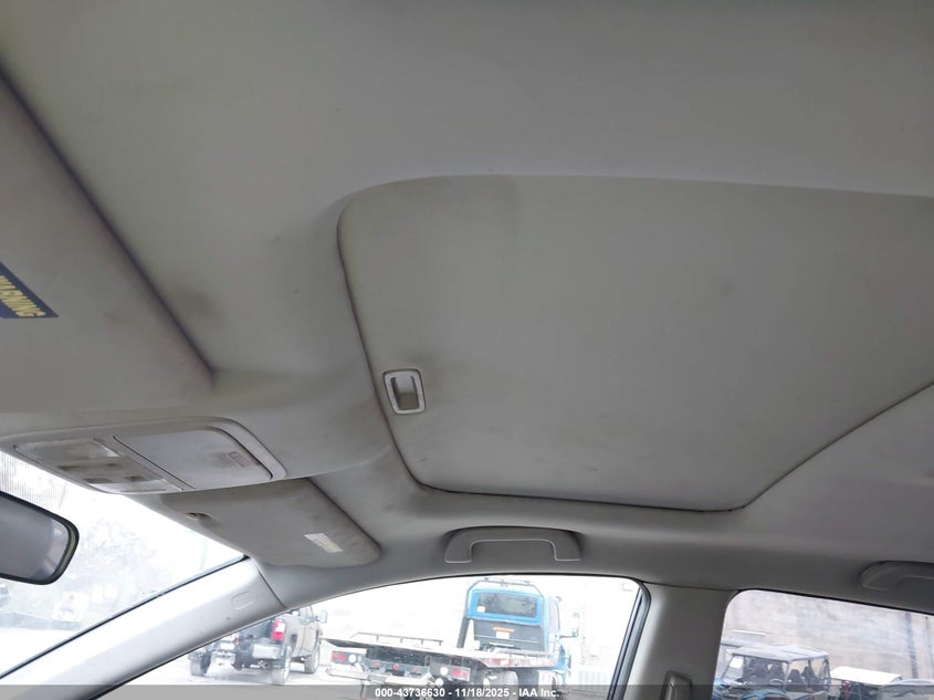 5J6RE4H72AL040981 2010 HONDA CR-V photo no. 17