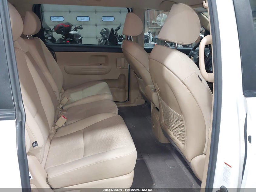 2017 Kia Sedona Lx VIN: KNDMB5C14H6307631 Lot: 43736659