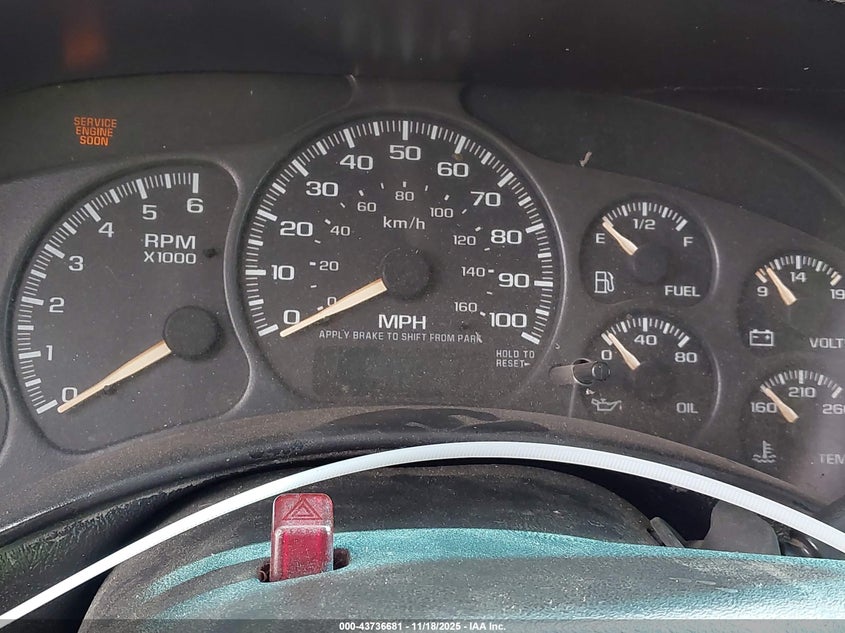 2002 Chevrolet Tahoe Lt VIN: 1GNEC13T32R130479 Lot: 43736681