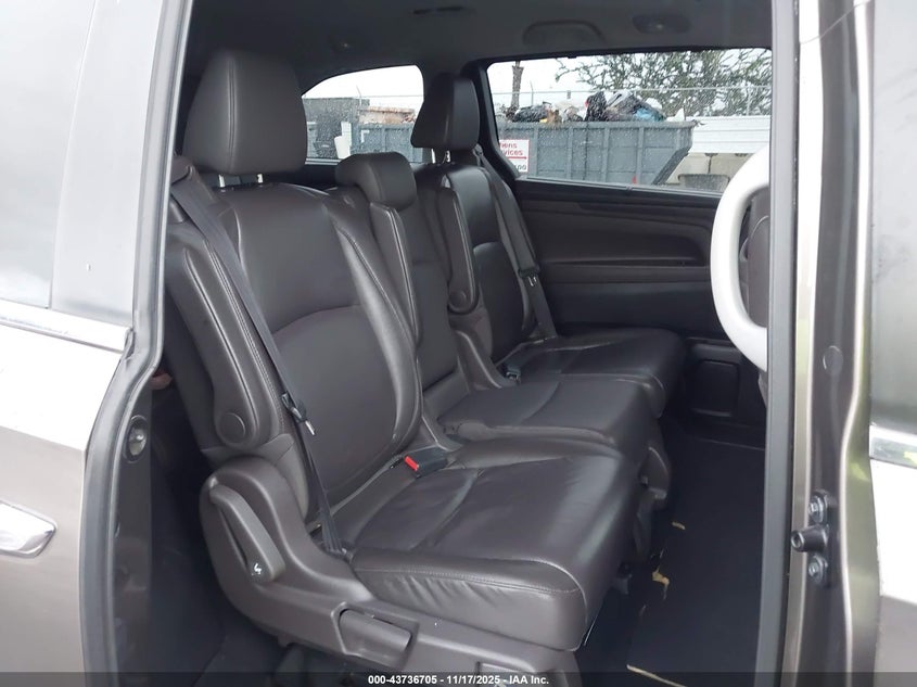 5FNRL6H84JB090462 2018 HONDA ODYSSEY photo no. 8