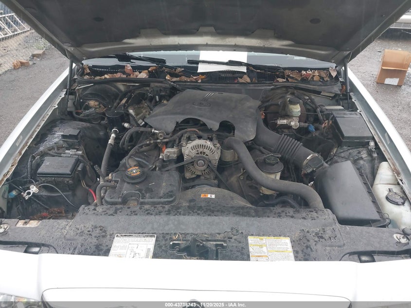 2000 Mercury Grand Marquis Ls VIN: 2MEFM75W5YX660390 Lot: 43736743