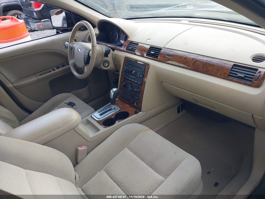 1FAHP24177G147775 2007 FORD FIVE HUNDRED photo no. 5