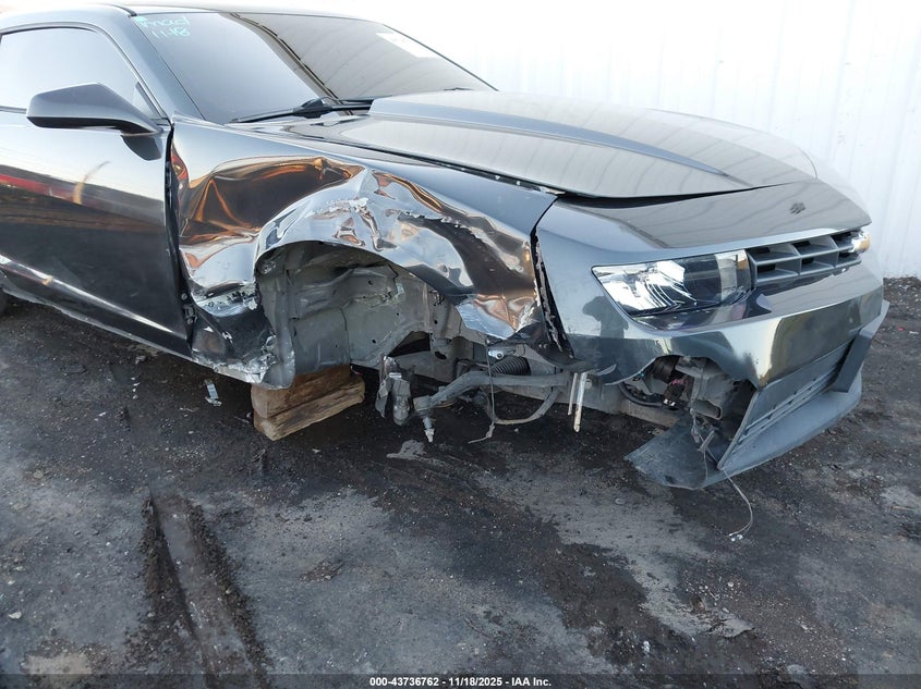 2015 CHEVROLET CAMARO auction photo 6