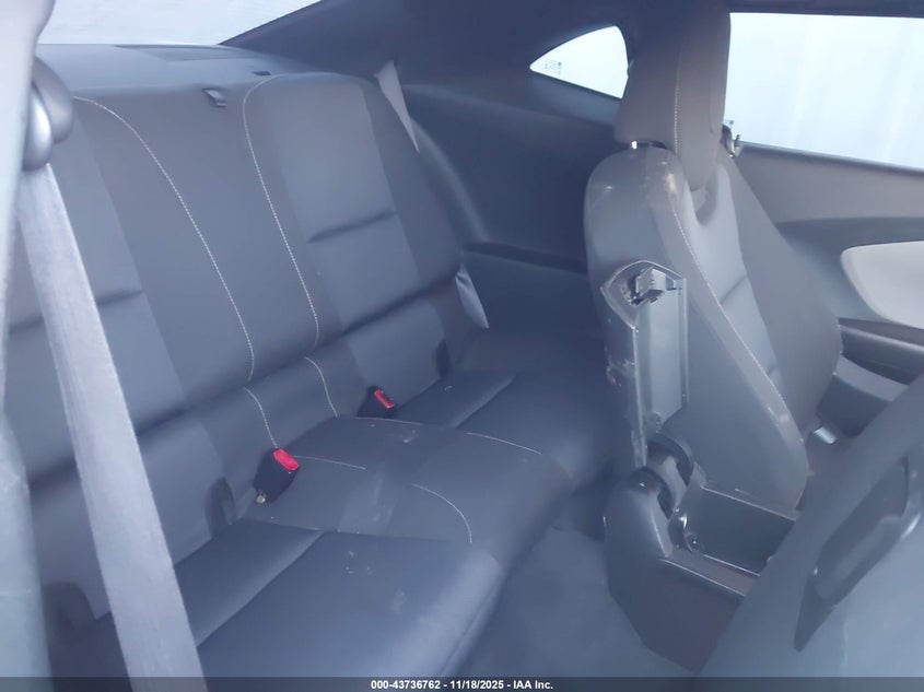 2015 CHEVROLET CAMARO auction photo 8