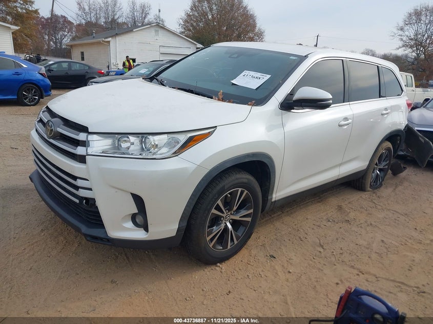 5TDZARFH5KS059602 2019 TOYOTA HIGHLANDER photo no. 2