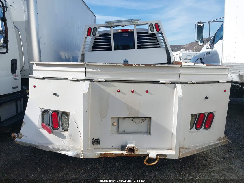 2018 Ford F-350 Chassis Lariat VIN: 1FD8W3HT4JEC58619 Lot: 43736923