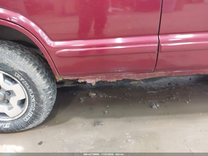 2003 Chevrolet Blazer Ls VIN: 1GNDT13X23K181853 Lot: 43736988