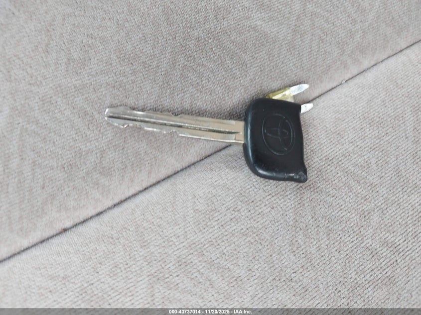 1999 Toyota Camry Solara Se V6 VIN: 2T1CF22P1XC111660 Lot: 43737014