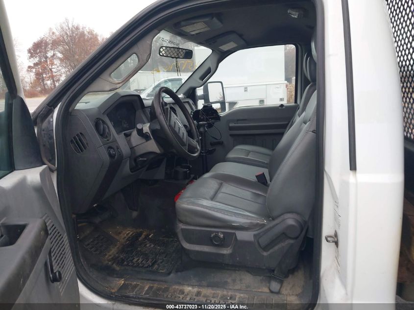 2011 Ford F-450 Chassis Xl VIN: 1FDUF4GT2BEB97049 Lot: 43737023