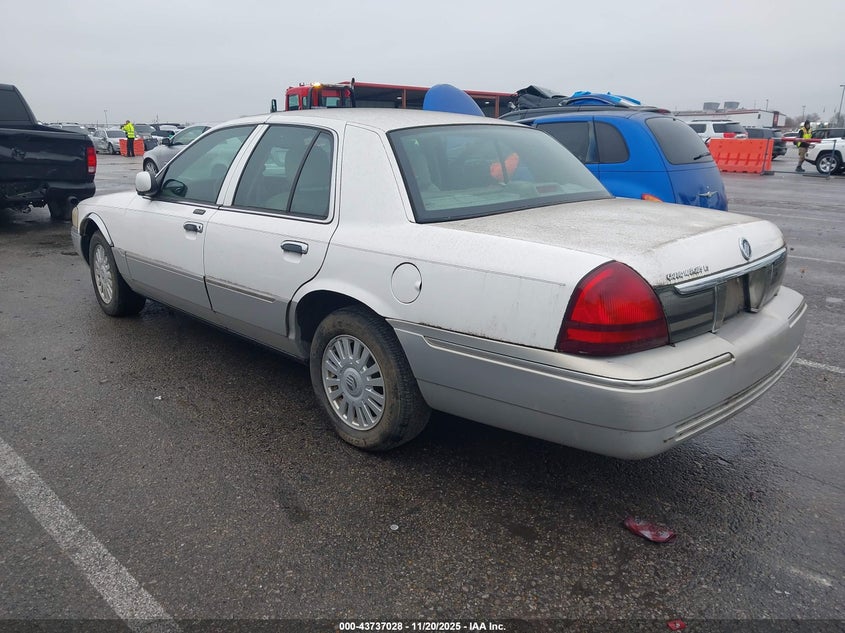 2MEHM75VX8X614974 2008 MERCURY GRAND MARQUIS photo no. 3