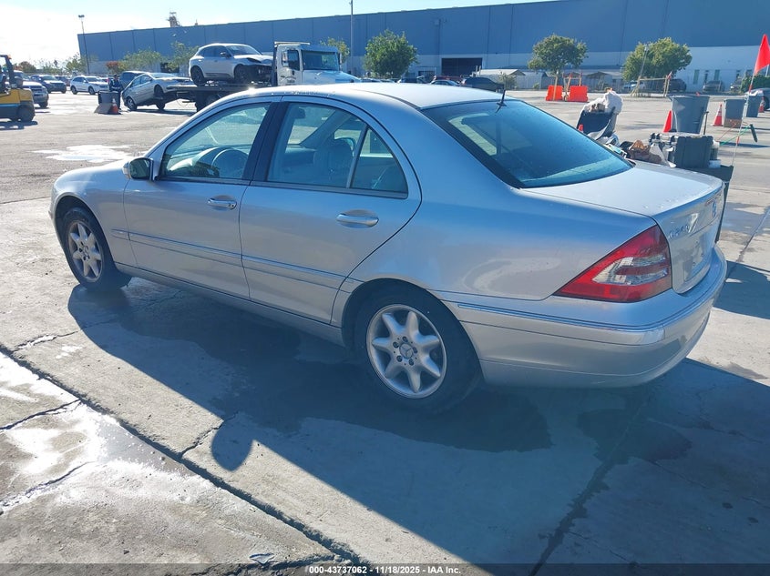 WDBRF61J62F169485 2002 MERCEDES-BENZ C-KLASSE photo no. 3