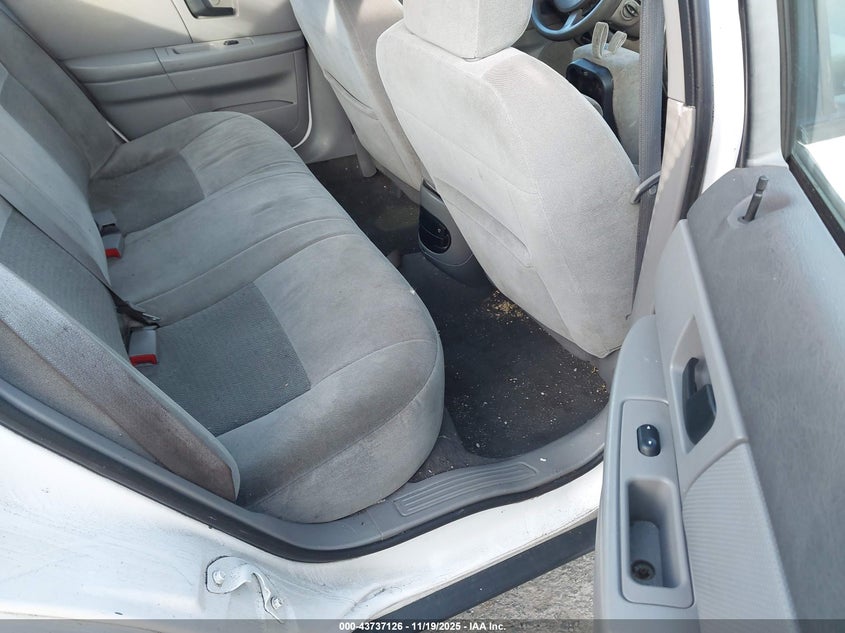 2007 Ford Taurus Se VIN: 1FAFP53U57A146258 Lot: 43737126