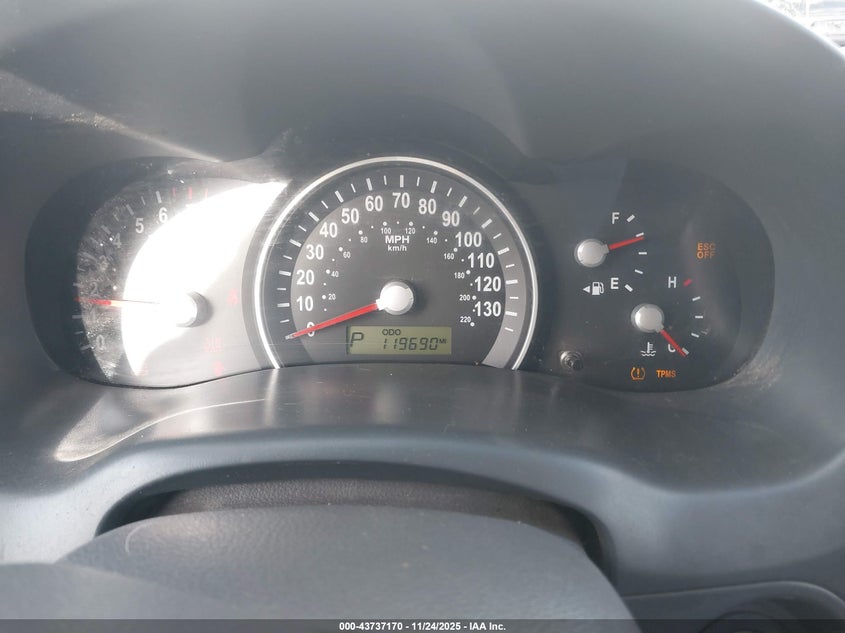 KNDMG4C32A6357320 2010 KIA SEDONA photo no. 7