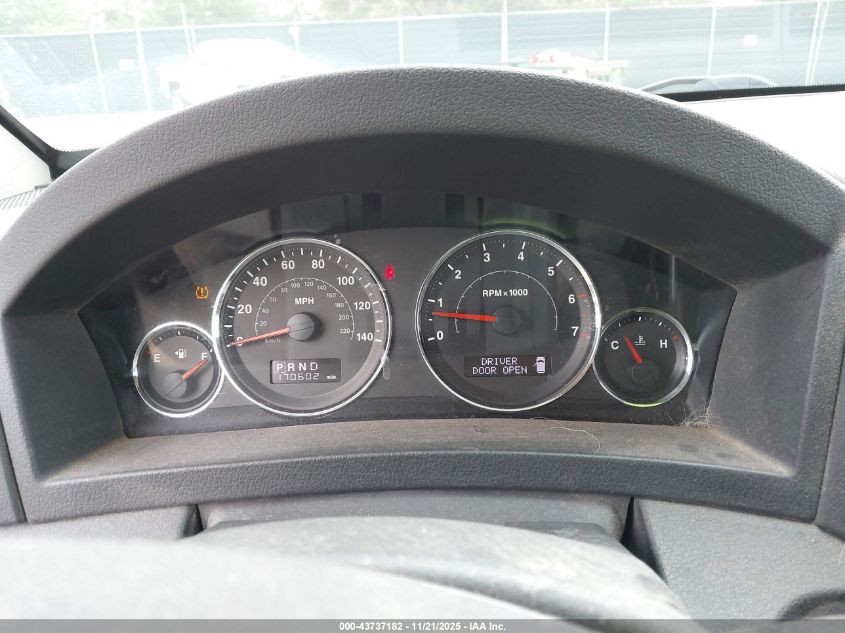 2009 Jeep Grand Cherokee Laredo VIN: 1J8GR48K19C552872 Lot: 43737182