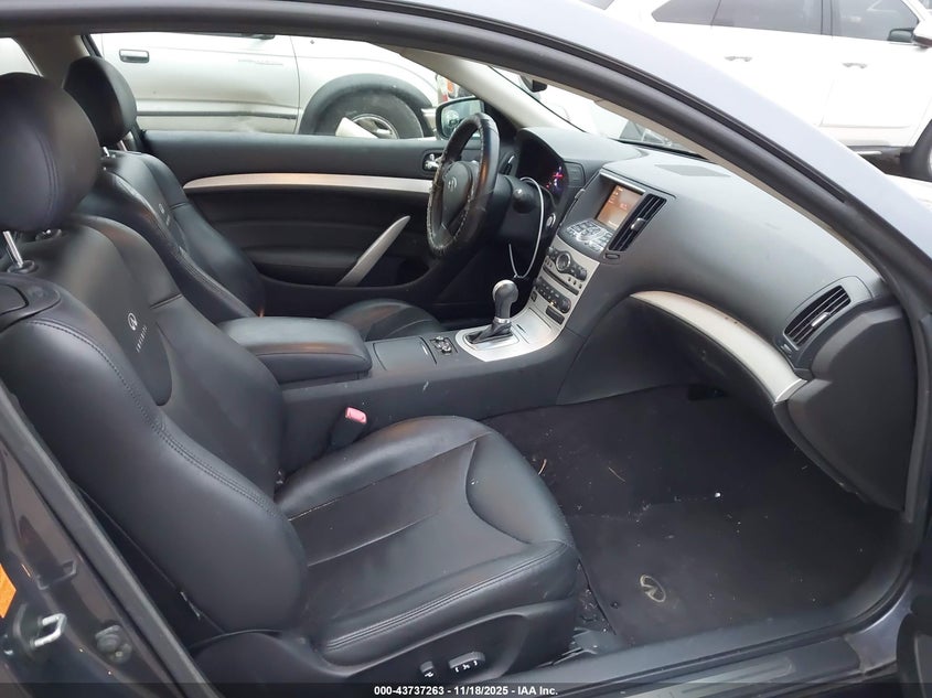 JNKCV64F79M650111 2009 INFINITI G photo no. 5