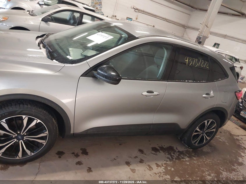 2022 Ford Escape Se VIN: 1FMCU9G60NUA23161 Lot: 43737272
