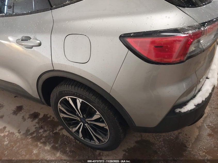 2022 Ford Escape Se VIN: 1FMCU9G60NUA23161 Lot: 43737272