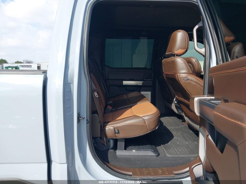 2024 Ford F-350 King Ranch VIN: 1FT8W3BT6REF35117 Lot: 43737315