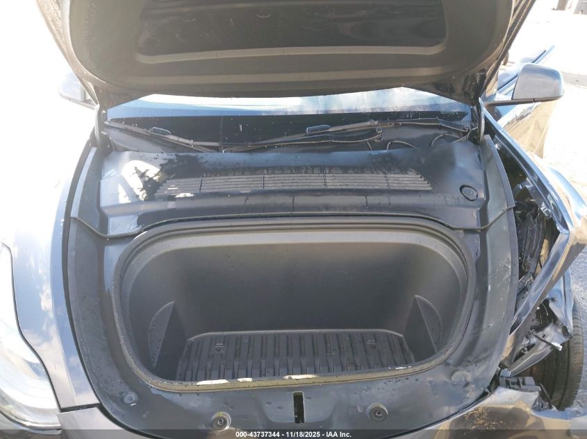 2024 Tesla Model Y Long Range Dual Motor All-Wheel Drive VIN: 7SAYGDEE7RF112936 Lot: 43737344