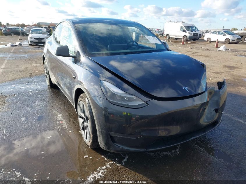 TESLA MODEL Y LONG RANGE DUAL MOTOR ALL-WHEEL DRIVE