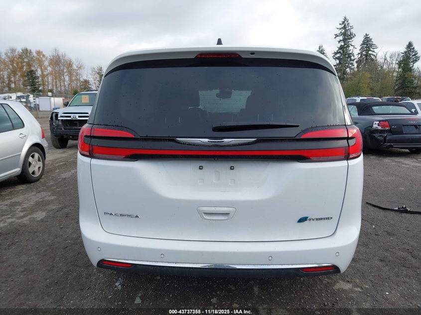 2024 Chrysler Pacifica Hybrid Select VIN: 2C4RC1S79RR174487 Lot: 43737358