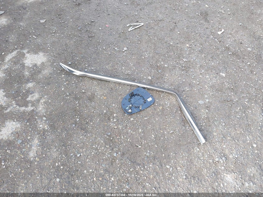 2024 Chrysler Pacifica Hybrid Select VIN: 2C4RC1S79RR174487 Lot: 43737358