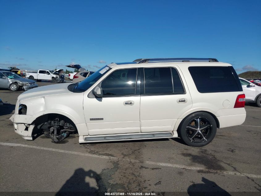 2007 Ford Expedition Limited VIN: 1FMFU195X7LA25592 Lot: 43737369