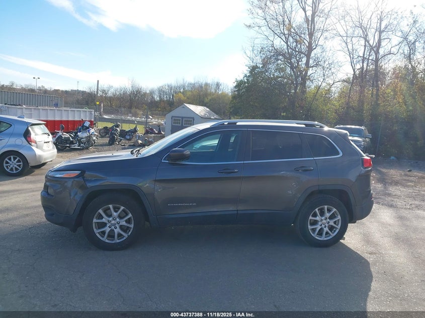 2016 Jeep Cherokee Latitude VIN: 1C4PJMCS3GW241431 Lot: 43737388