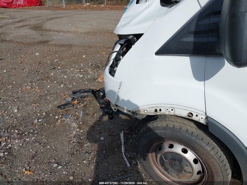 2018 Ford Transit-250 VIN: 1FTYR2YM8JKA83341 Lot: 43737392