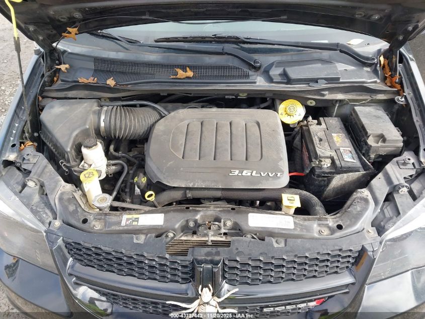 2018 Dodge Grand Caravan Sxt VIN: 2C4RDGCG2JR137039 Lot: 43737442