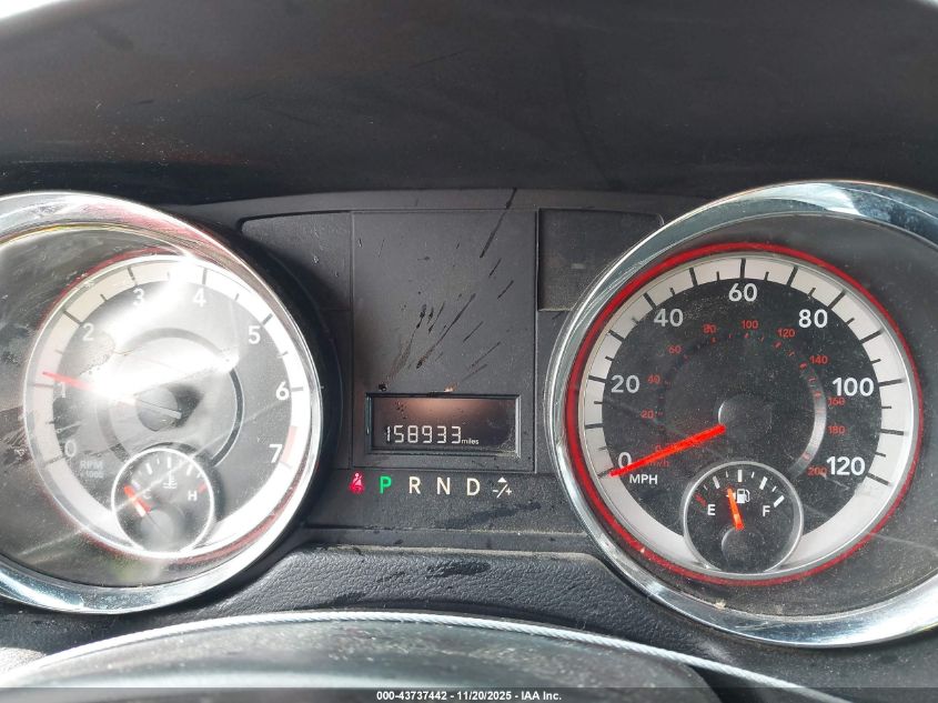 2018 Dodge Grand Caravan Sxt VIN: 2C4RDGCG2JR137039 Lot: 43737442