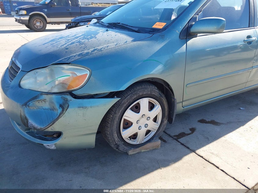 2005 Toyota Corolla Le VIN: 1NXBR32E85Z500704 Lot: 43737484