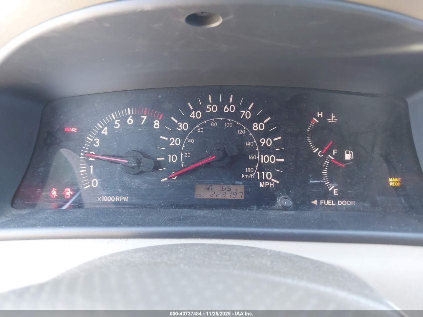 2005 Toyota Corolla Le VIN: 1NXBR32E85Z500704 Lot: 43737484