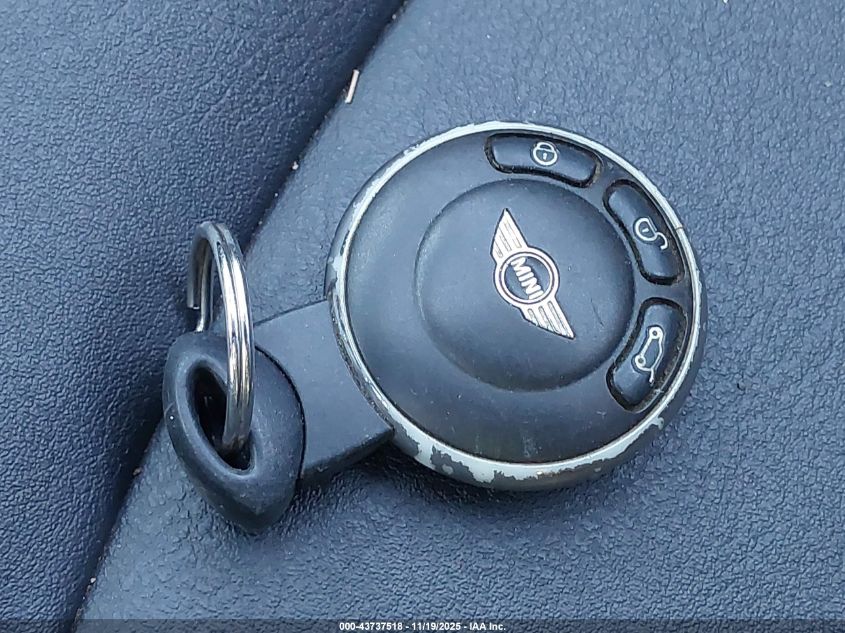 2009 Mini Cooper S VIN: WMWMS33579TG89468 Lot: 43737518