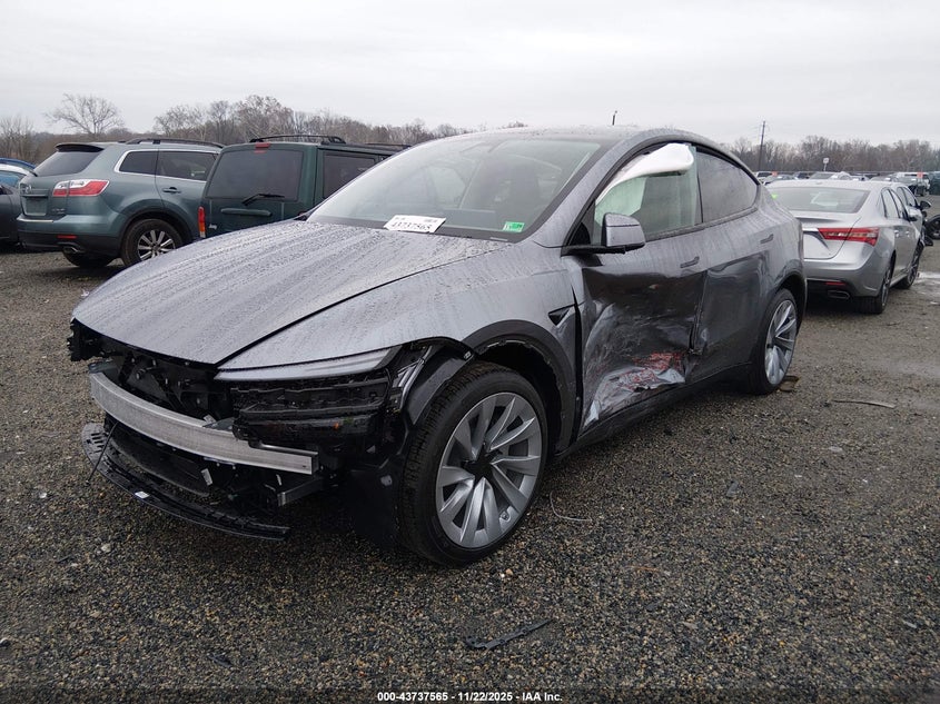 2026 Tesla Model Y Long Range Dual Motor All-Wheel Drive/Long Range Launch Series VIN: 7SAYGDEE2TA499755 Lot: 43737565