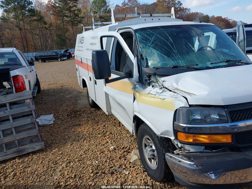 2020 Chevrolet Express Cutaway Work Van VIN: 1GB0GRFG4L1261431 Lot: 43737602