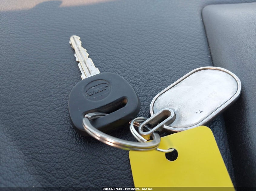 2005 Saturn Vue 4 Cyl VIN: 5GZCZ33D65S831919 Lot: 43737610