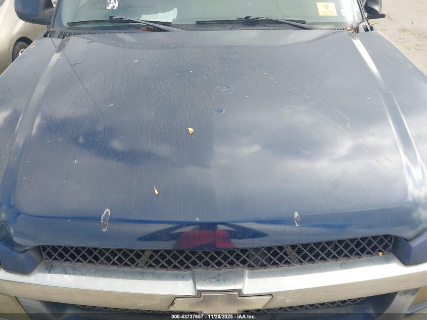 2002 Chevrolet Avalanche 1500 VIN: 3GNEC13T92G284355 Lot: 43737657