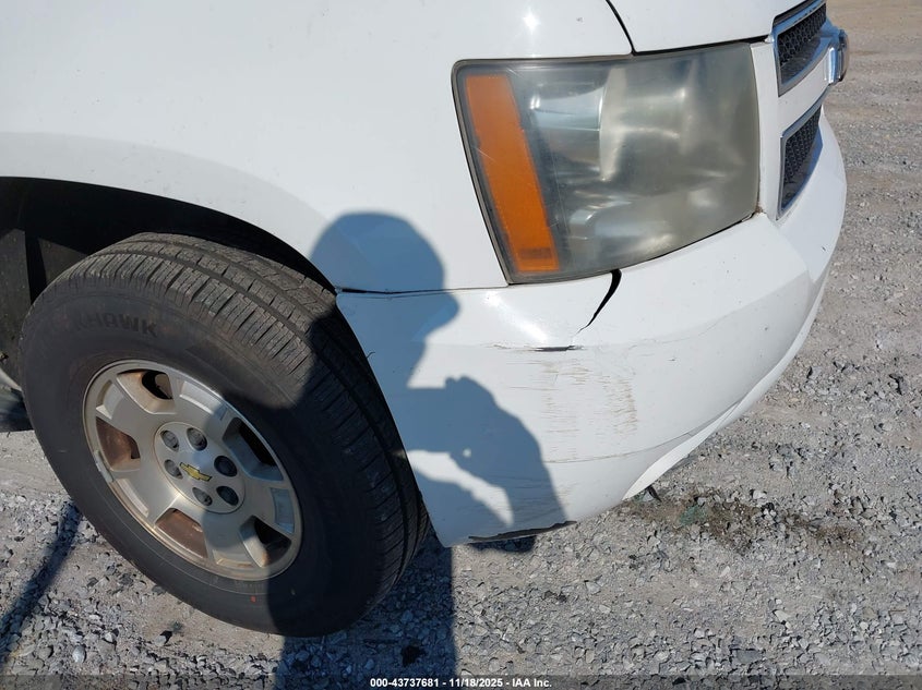 2008 Chevrolet Tahoe Lt VIN: 1GNFK13038R146543 Lot: 43737681