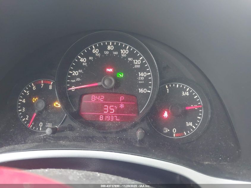 2012 Volkswagen Beetle 2.5L VIN: 3VWJP7AT5CM660700 Lot: 43737690