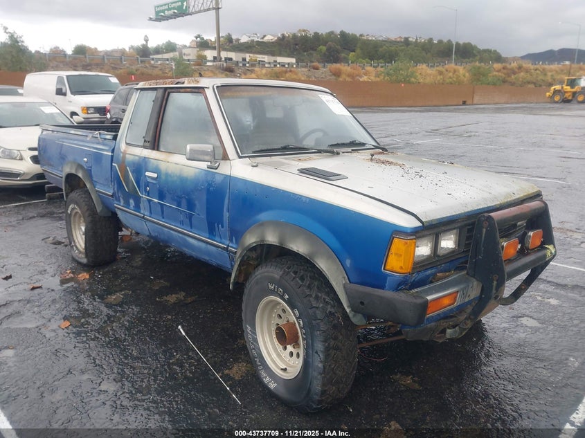 1982 DATSUN 720 auction photo 1