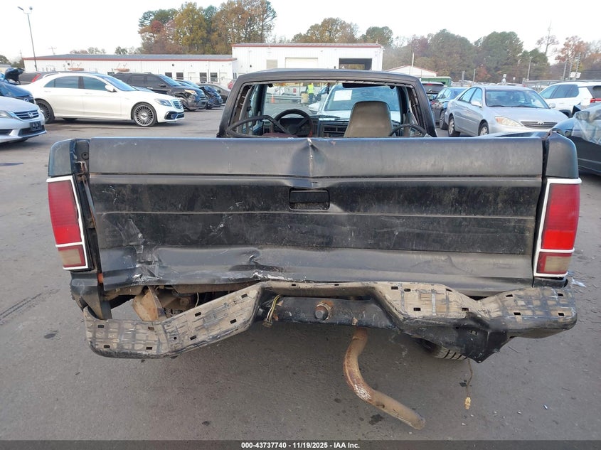 1992 GMC Sonoma VIN: 1GTCS19Z2N8504914 Lot: 43737740