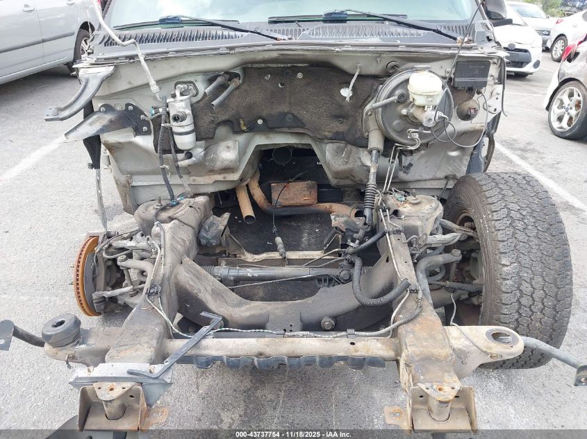 2006 Chevrolet Silverado 1500 Lt1 VIN: 2GCEC13Z261305641 Lot: 43737754