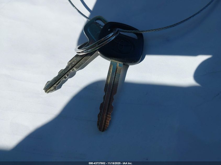 2002 Toyota Tundra Sr5 VIN: 5TBRN34142S221770 Lot: 43737802