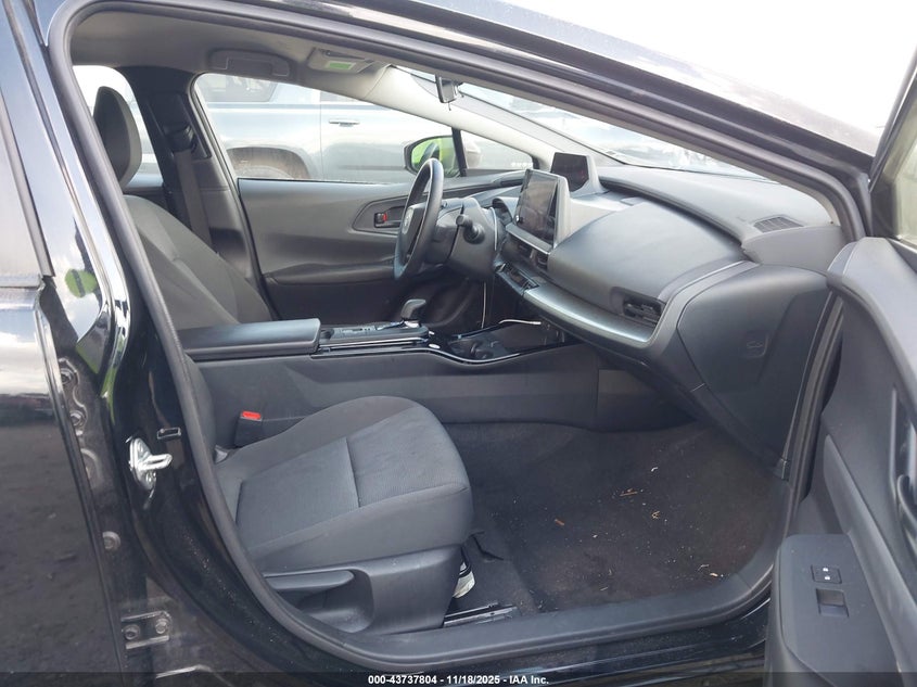 JTDACAAU6R3029033 2024 TOYOTA PRIUS photo no. 5