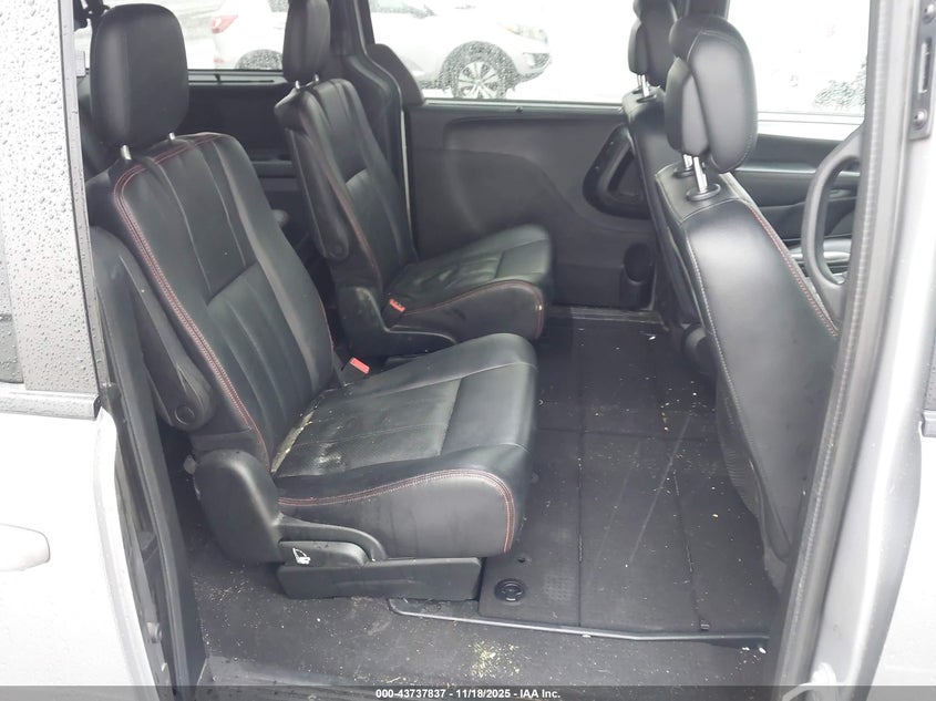 2017 Dodge Grand Caravan Gt VIN: 2C4RDGEG4HR755728 Lot: 43737837