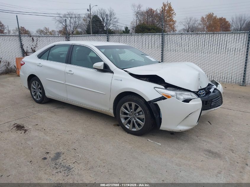 TOYOTA CAMRY HYBRID XLE